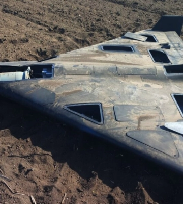 По Чернігову вдарив ворожий дрон, є постраждалий