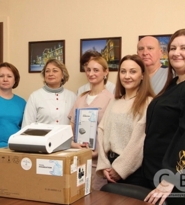 Дитяча обласна лікарня у Кропивницькому отримала від благодійників аналізатор крові за 400 тисяч гривень
