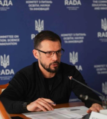 Сергій Бабак: щоб виконати законодавство щодо підвищення зарплат освітянам, необхідно переглянути структуру оплати праці педагогів