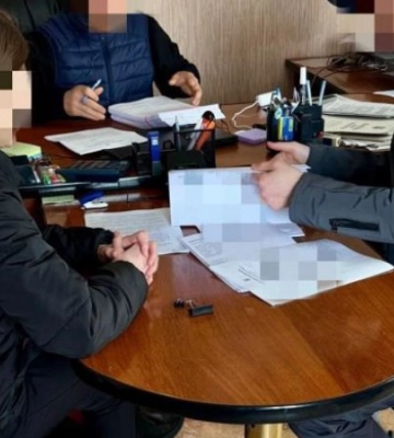 На Херсонщині викрили схему незаконної вирубки лісу на майже 8 млн гривень