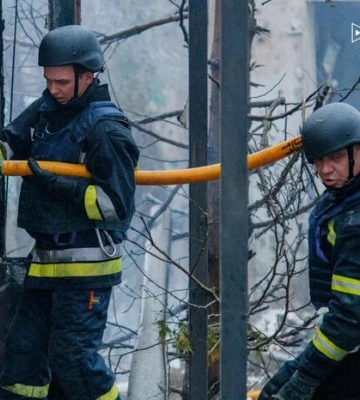 Наслідки російської атаки по Вінниці показала ДСНС (, )