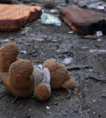 Шел поздравить жену с рождением сына: подробности гибели военного и ребенка при обстреле Франковска