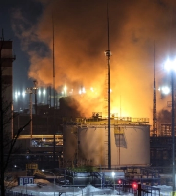 Вслед за Приморском дроны атаковали ключевой нефтяной порт России Усть-Луга на Балтике