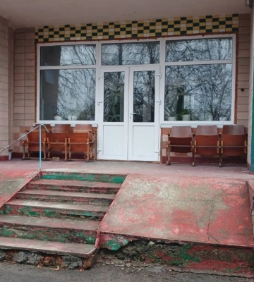 Пліснява та відсутність укриття: на Черкащині виявили порушення в одному з терцентрів
