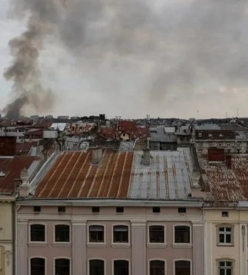 Двоє дітей народилися в укритті львівської лікарні під час масованої атаки