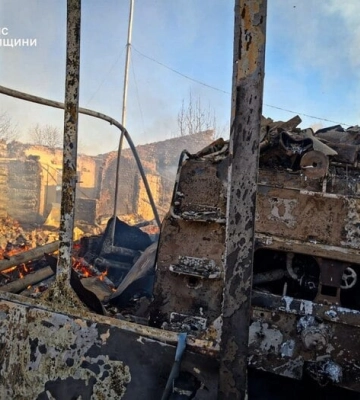 Війська РФ атакували дронами пожежне депо на Сумщині