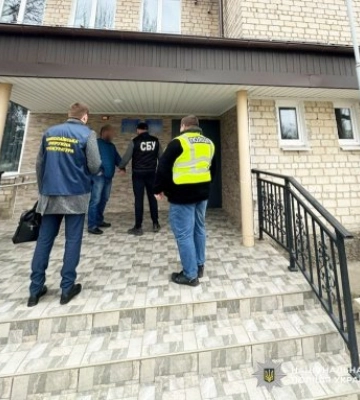 Розтратив понад 2,4 мільйони гривень з бюджету громади - у Миколаївському районі слідчі поліції повідомили про підозру посадовцю