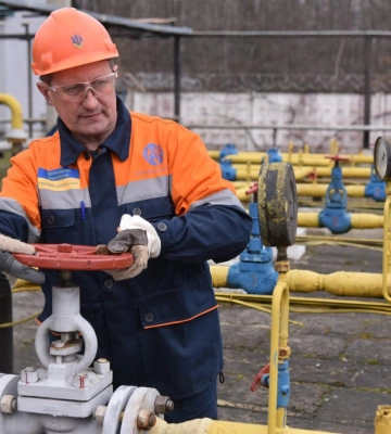 Пока Киев ищет газ в Африке, собственную добычу тормозит бюрократия, – эксперт