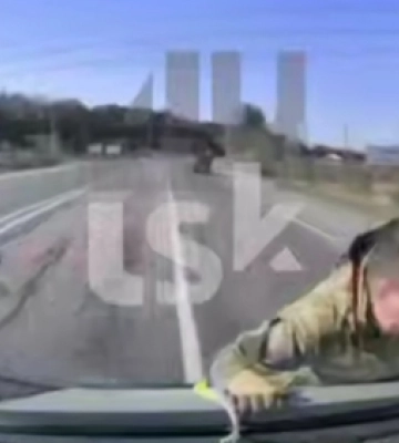 Біля Луцька військового ТЦК збили і прокатали на капоті буса (відео)