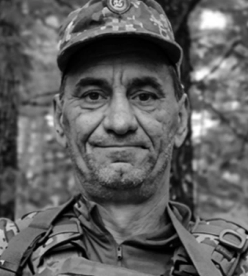На Волині під час лісозаготівлі на чоловіка впало дерево: він у лікарні