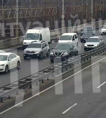 Масштабні затори в Дніпрі: рух до центру майже зупинився