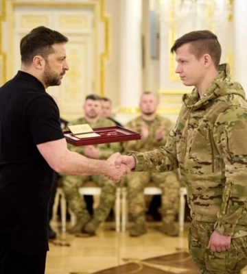 Як Україні перемогти у війні? Рецепт 22-річного Героя України