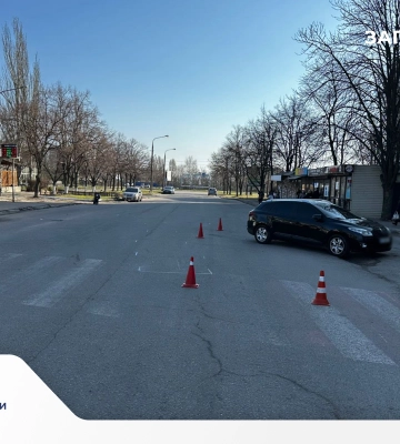 У Запоріжжі внаслідок ДТП постраждав неповнолітній водій мотоцикла, - поліція