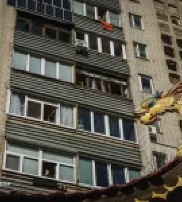Росіяни дроном атакували Слобідській район Харкова, є постраждалий