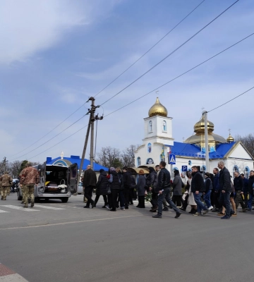 Жителька Донецької області намагалася вивезти ікони з України 