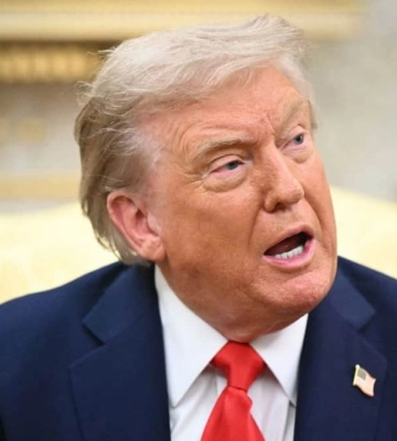 Трамп каже, що це Іран має вмовляти його зупинити війну