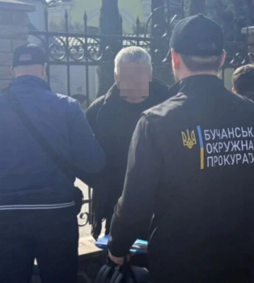 Обіцяв вплив на ТЦК та бронювання: на Київщині викрито посадовця нацпарку