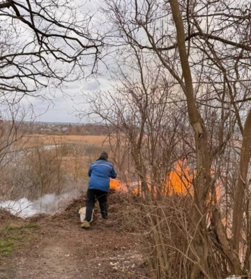 У Рівному чоловіка оштрафували за неправдиве повідомлення про «замінування» будинку