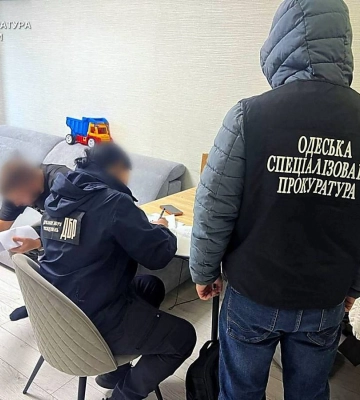 В Одесі медпрацівники за $12 000 організували фіктивну інвалідність і відстрочку від мобілізації, - ОГП