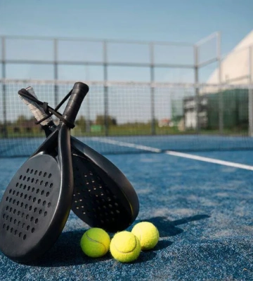 У Києві відбулася закрита зіркова спортивна гра Celebrity Padel