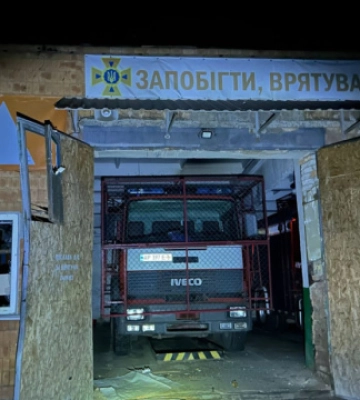 Рашисты обстреляли пожарно-спасательное подразделение в Запорожье. ФОТОРЕПОРТАЖ