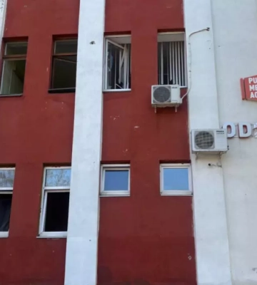 В Одессе в результате атаки россиян повреждено здание Суспильного
