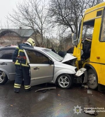 Смертельна ДТП на Львівщині: легковик на зустрічній зіткнувся з мотоциклом