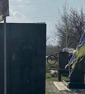 Шокуючий інцидент на Дніпропетровщині: могили військових зруйновані