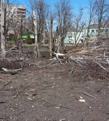 По меньшей мере 3 человека, среди них - ребенок, погибли в Краматорске из-за вражеского удара - ОВА
