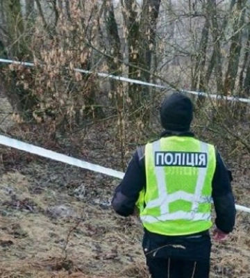 В Киеве возле моста обнаружили неразорвавшуюся боевую часть дрона