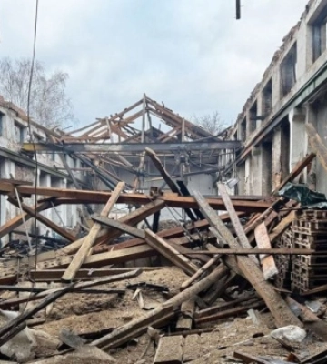 На Чернігівщині внаслідок атак РФ пошкоджені дитсадок і підприємства, є постраждала