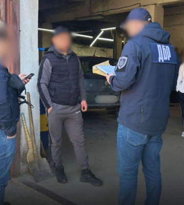 Вместо службы – рынок и СТО: схему уклонения раскрыли в Черновицком военном госпитале