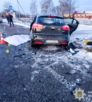 На Рівненщині – смертельна ДТП: загинули жінка та її малолітня дитина 