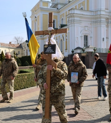 У місті на Волині попрощалися із загиблим прикордонником Артемом Зубком, який поліг у бою на Сумщині