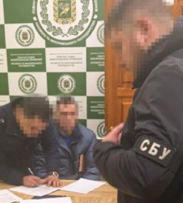 СБУ задержала руководителя региональной ячейки одной из партий, который занимался незаконными сделками в Харьковской области