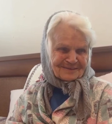 Ольга Фреймут показала кадри з дня народження своєї 91-річної бабусі