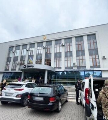 Волна "заминирований" в Украине: более тысячи анонимных сообщений, продолжаются проверки