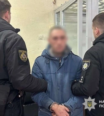 Вдарив незнайомця ножем у шию: у Дніпрі судитимуть чоловіка за вбивство