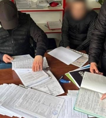 Нацполиция разоблачила масштабную схему незаконной перерегистрации автомобилей в Киеве