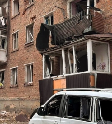 Армія РФ КАБами вдарила по Глухову на Сумщині: постраждали 11 людей, серед них дитина