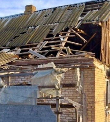 Россияне почти 70 раз обстреляли два района Днепропетровщины: есть погибший и 12 раненых