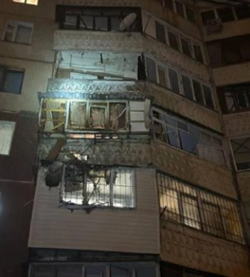 В Одессе дрон попал в многоэтажку, есть пострадавший