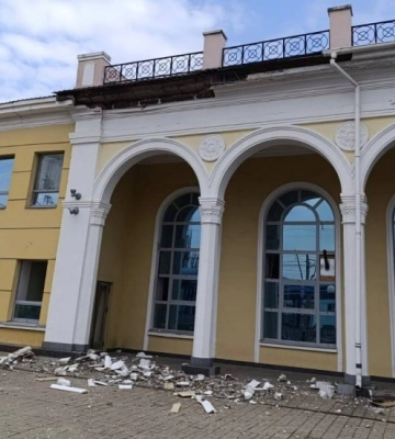 Враг нанес авиаудар по Славянску: среди раненых – 12-летняя девочка