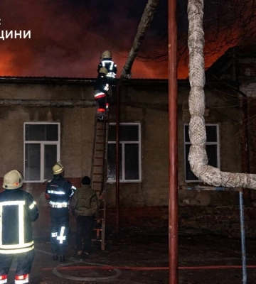 У Болградському районі сталася масштабна пожежа на території закладу освіти