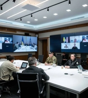 «Домовилися посилити гарантії безпеки». Президент розповів про розмову з представниками Трампа