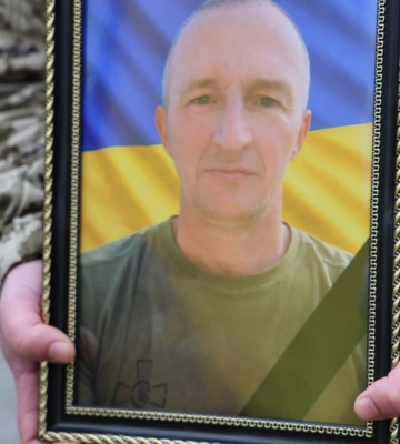 Двох полеглих захисників провели в останню дорогу на Рівненщині