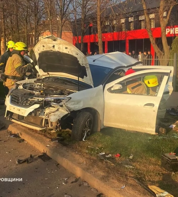 Смертельна автотроща на Дніпропетровщині: загинули двоє чоловіків