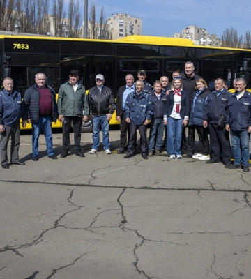 Кличко: Киев вывел на маршруты еще 20 новых автобусов Anadolu Isuzu