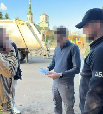 «Бойові» на папері, мільйони в кишені: у Запоріжжі судитимуть замкомбата (ФОТО)