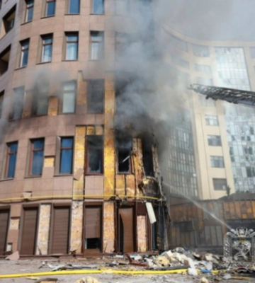 російські війська атакували дронами Харків, є постраждалі